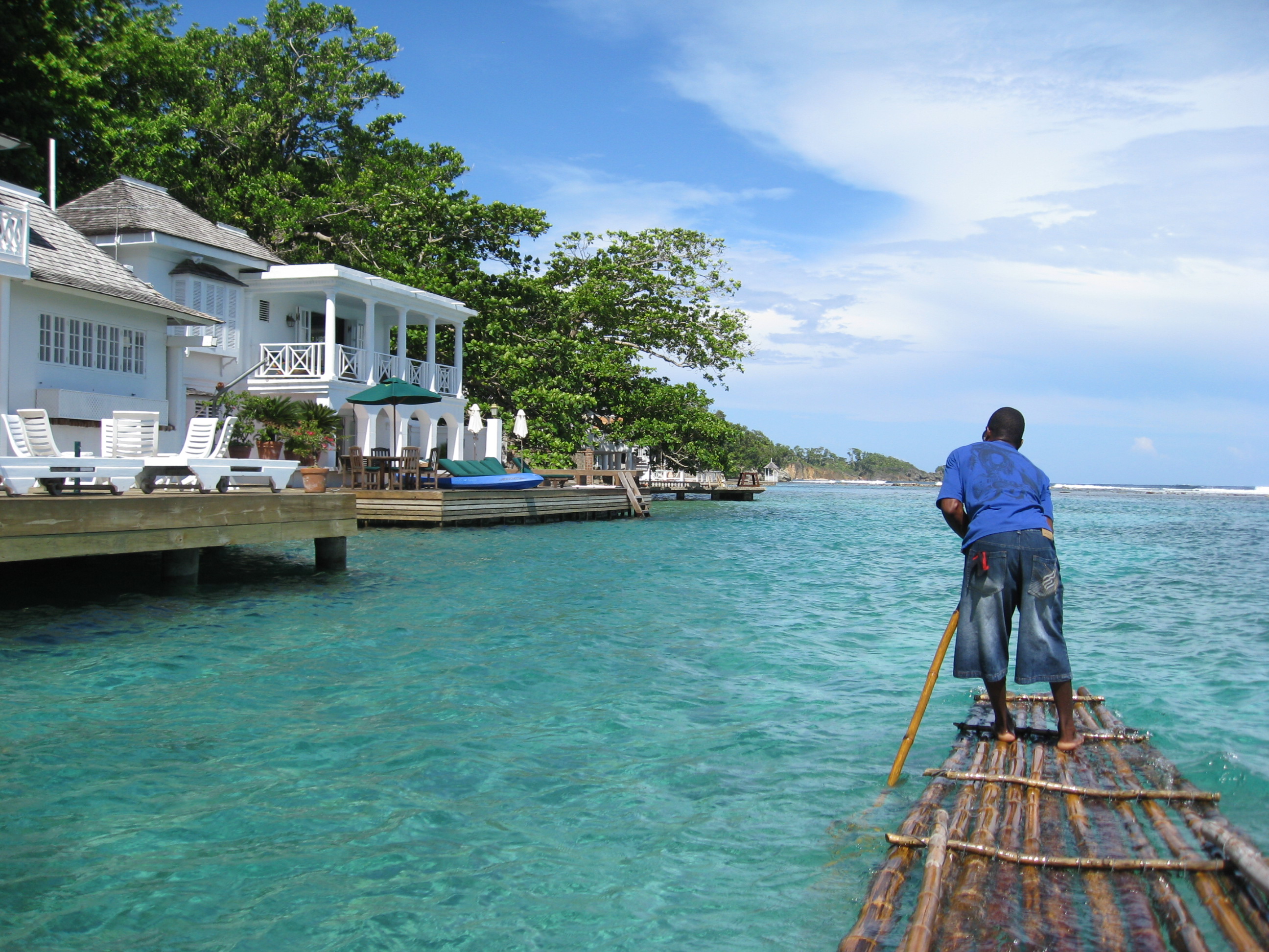 bamboo-rafting-villas-of-blue-lagoon